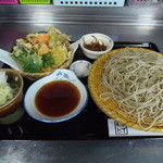 手打ち蕎麦しなの屋吉べぇ - 野菜天ざる