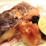 日本料理 仙水 - 焼き魚の皿