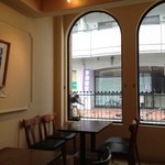 ユイミカフェ - テーブル席です【2014年12月昼】