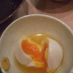 でんでんむし - 中は半熟玉子
