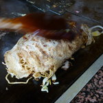 台付そば肉玉油（ソースをかけてくれてます）