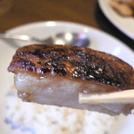 gopのアナグラ - 皮つき豚の皮さくさく蒸し炒めはこんな感じ