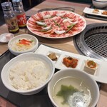 焼肉 徳寿 - 料理写真: