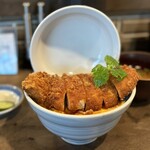 とんかつ四郎吉 - 