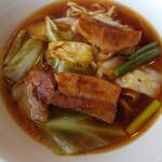 景山 - ハーフ＆ハーフランチ・回鍋肉湯麵＆海老団子とアスパラのクリーム煮込990