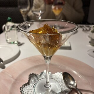 ル・マノアール・ダスティン