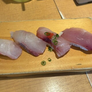 地魚回転寿司 丸藤_0