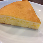 BOWL ROOM  - バターチーズケーキ 定価は@270円