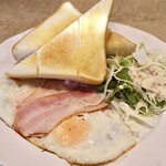 珈琲元年 - ベーコンエッグモーニング