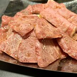 焼肉 やみいちjr. - ぶっ込み盛り別アングル②