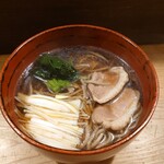 楓 - 鴨そば　¥800