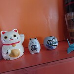 ラーメンハウス三平 - ねこ