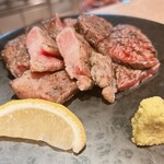 炭焼食堂 JYUJYUTEI - 料理写真:切り落としステーキ定食 1,850円
