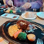 あ・かうはーど - ハンバーグも美味しい