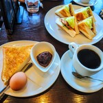 支留比亜珈琲店 - 料理写真:モーニング（コーヒー、小倉）