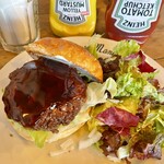 バーガーマニア - 姑息にもポテトをサラダへ変更