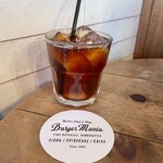 バーガーマニア - コーラではなく、アイスコーヒーを。。。