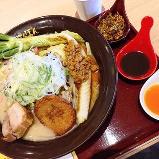 神様ちゃんぽん - 料理写真: