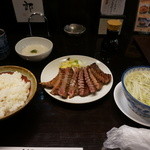 たんや善治郎 仙台駅前本店 - 牛タン定食【1,620円】（2015/1/24）