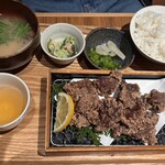 bodai - クジラの竜田揚げ定食