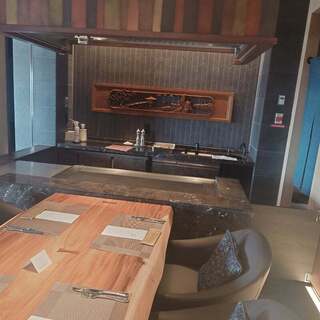 THE-MOMENT GRILL&DINING_2