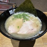센코우샤 - とんこつらーめん￥880