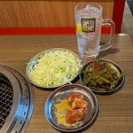 横濱ホルモン会館エース - 厚切り上タン、特製ニラキムチ、エースサワー