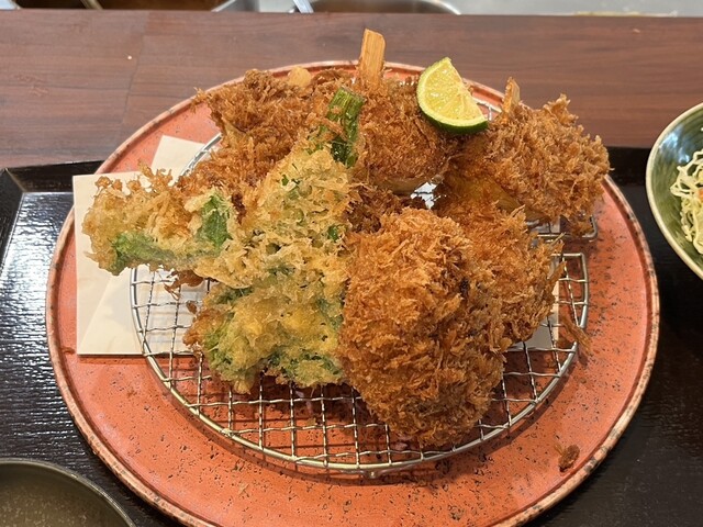 とんかつ revolution （とんかつ レボリューション） - 河内山本