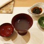 鮨 やすみつ - 牡蠣のお出汁