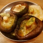 スタンドトトノイ - 肉厚しいたけ　500円