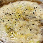 高橋家 - とろろに卵と胡麻を混ぜて載せました。