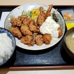 お食事処 北の屋 - （※写真3）北の定食（からあげとエビフライ2本）