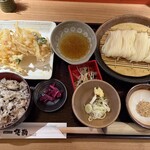 梅田北前 佐勘 - 稲庭つけ麺御前と佐勘名物かきあげ