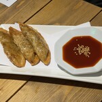 サムギョプサルと韓国料理 TUTUMU38 - チャプチェ揚げ餃子