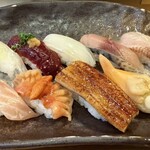 鮨処藤 - ⒈ヤリイカ ⒉しめ鯖 ⒋鯨〜大蒜で ⒌ひらめ ⒍ノドグロ ⒎キンメ ⒏赤貝 ⒐青柳　⒑穴子 