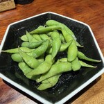 焼き鳥&焼きラム うまいける - 今日も枝豆チェックは続く