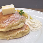 ジェラート・ピケ - パンケーキ プレーン（バター＆メープルシロップ）950円