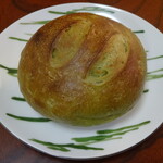 メゾンカイザー - 料理写真:抹茶と柚子のパン