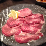 Awaji Kurogewagyuu Yakiniku Sanrakuen - 