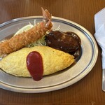 キッチン パンチ - オムライス、ハンバーグ、エビフライ1本のっけ