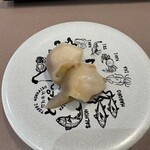回転寿司とっぴ～ - 料理写真:鵡川産活ホッキ(シャリハーフ)¥426