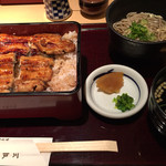 江戸川 阪急三番街店 - 鰻重(吸物、香の物、ミニ蕎麦付き)