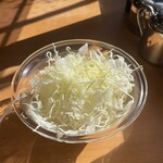 Kikuya Curry - セットのコールスローサラダ