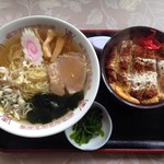 はこね食堂 - 中華そば　かつ丼