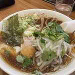 いしとみ - ワンタン麺