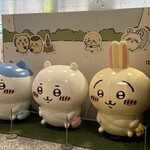駅そば大宮 - 何並んでるのだろうと思えばちいかわ