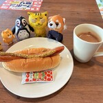ガスト - 料理写真:ホットドッグ・モーニング　500円(税込)
