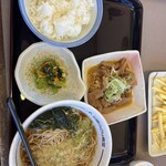 山田うどん - 料理写真: