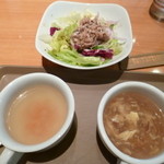 Suteki Miya - '15/01/25 ミニツナサラダ（税抜180円）わさびドレッシング‥野菜スープ（左）と玉子スープ（右）