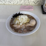 煮干しらーめん にぼにゃん - 料理写真:特上金の濃厚 990円+大盛り 100円